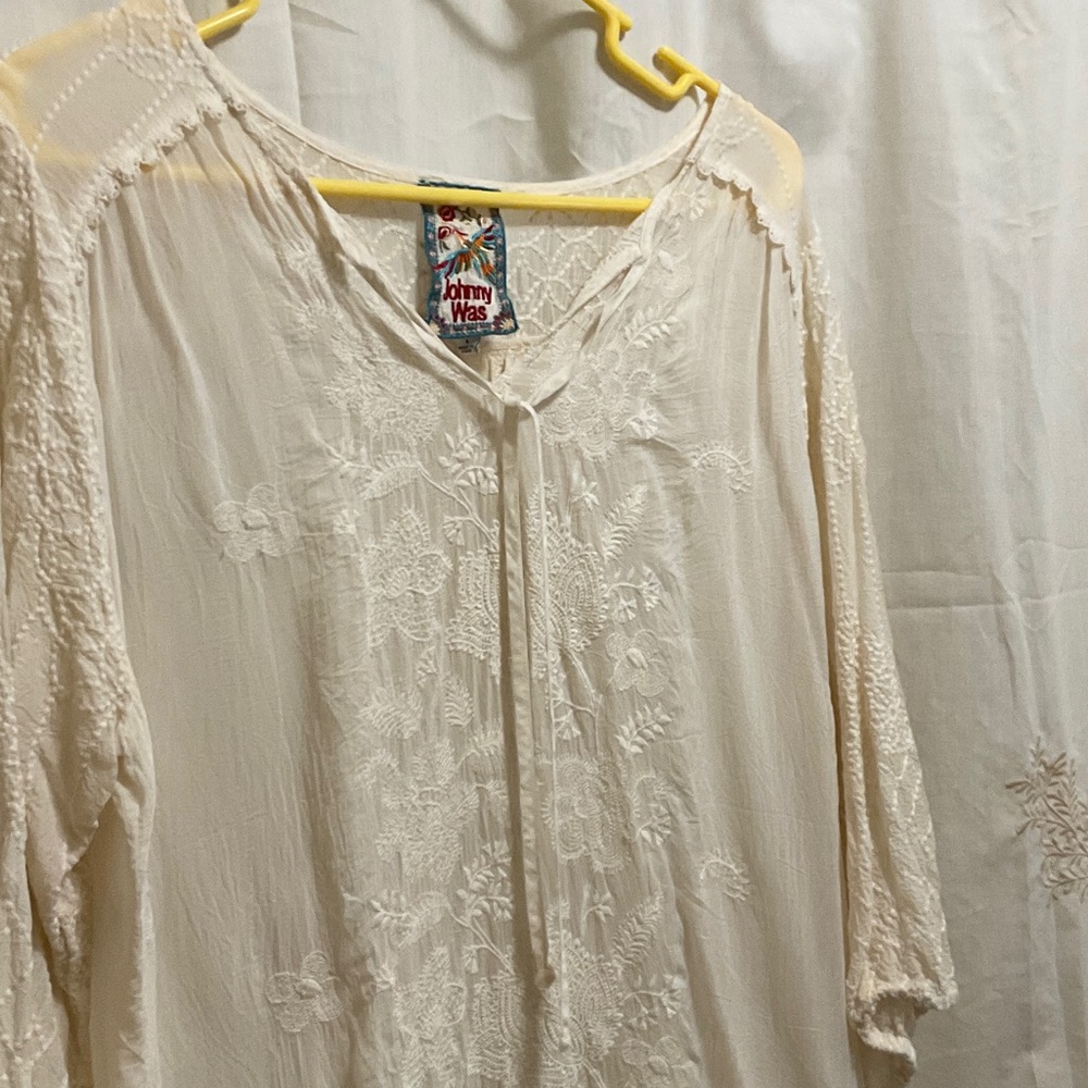 Johnny Was Cream Embroidered Blouse
